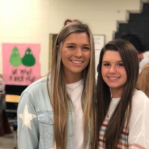 Meet your Posher, Addy